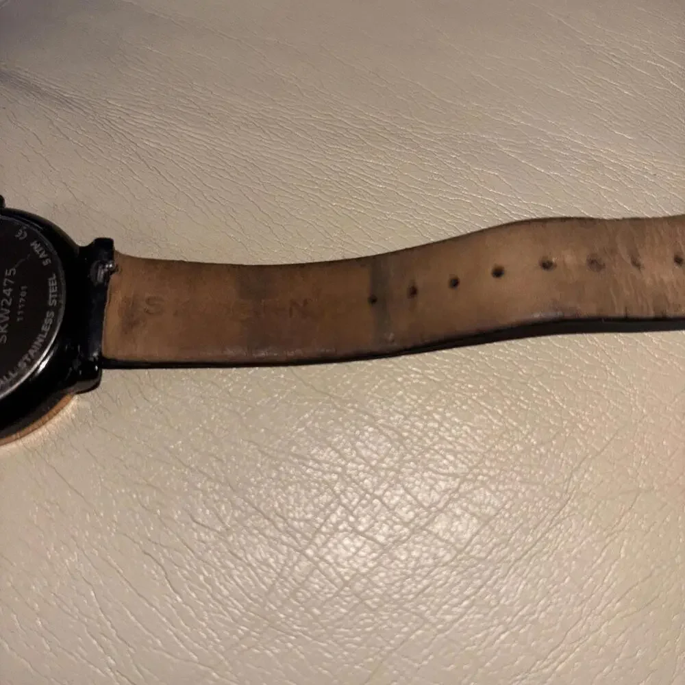 Skagen Dual Time Display. Black With Copper Bezel And Original Leather Strap - Picture 7 of 10